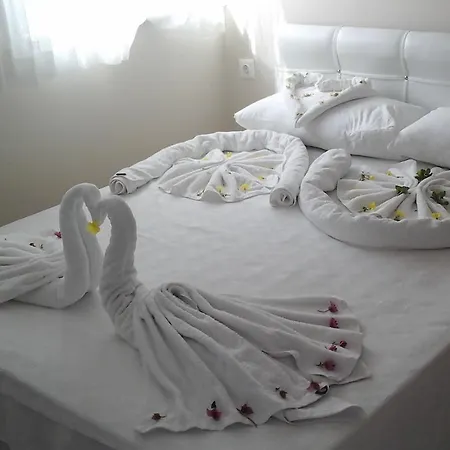 Vıra Otel