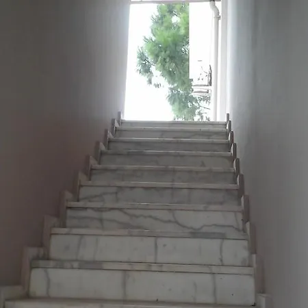 Otel Vıra