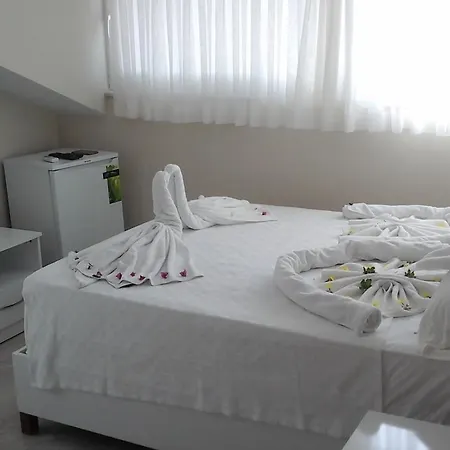 Otel Vıra *