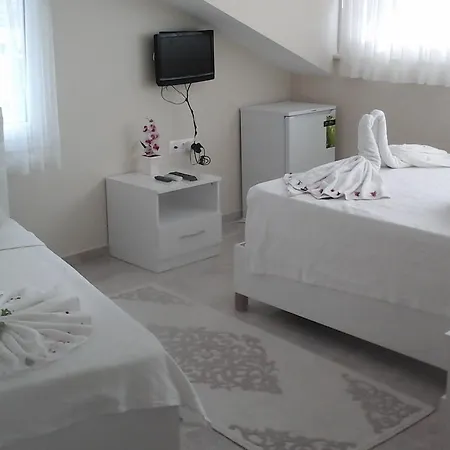 Otel Vıra *